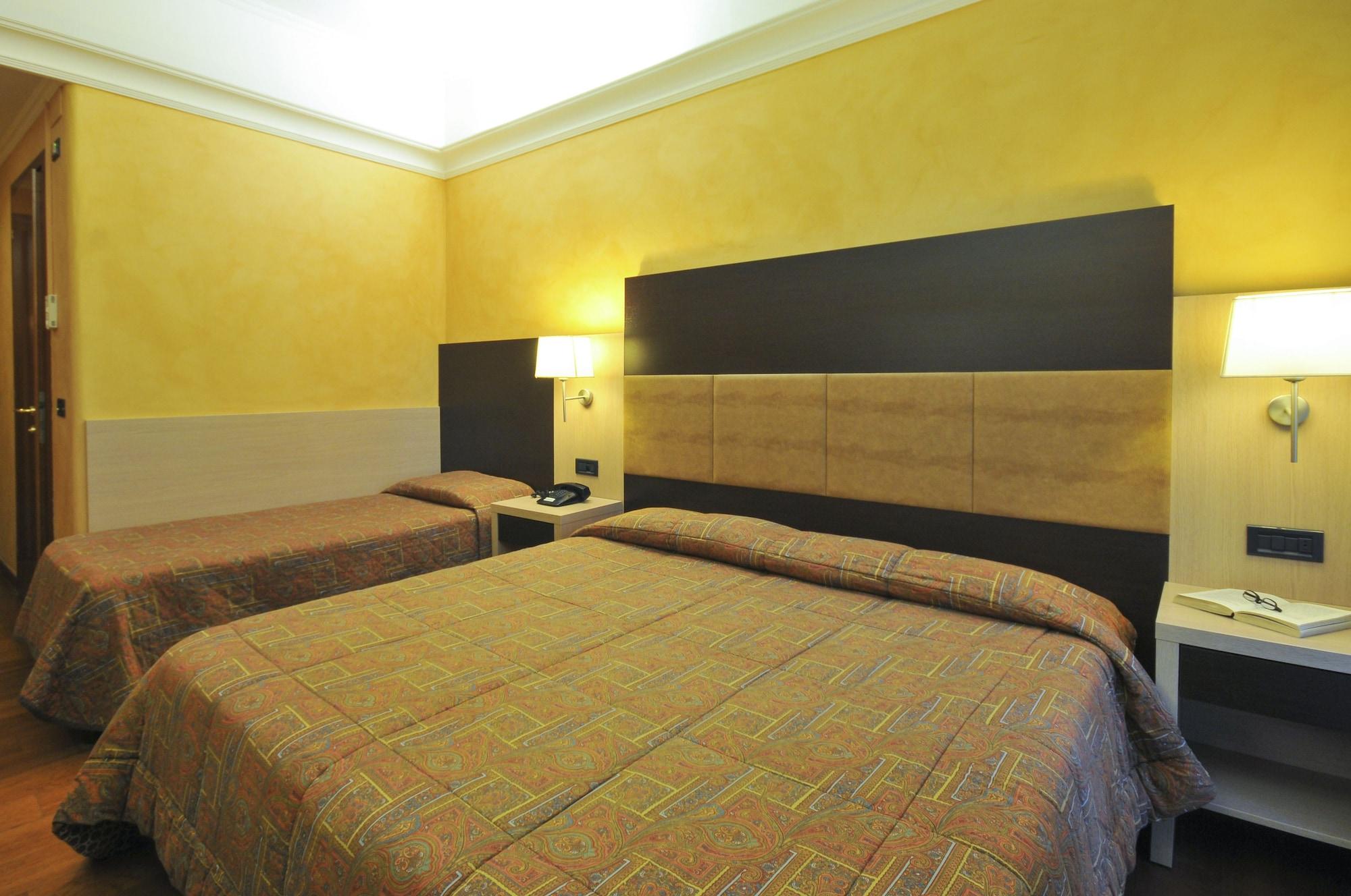 Hotel Enrichetta Desenzano del Garda Eksteriør bilde